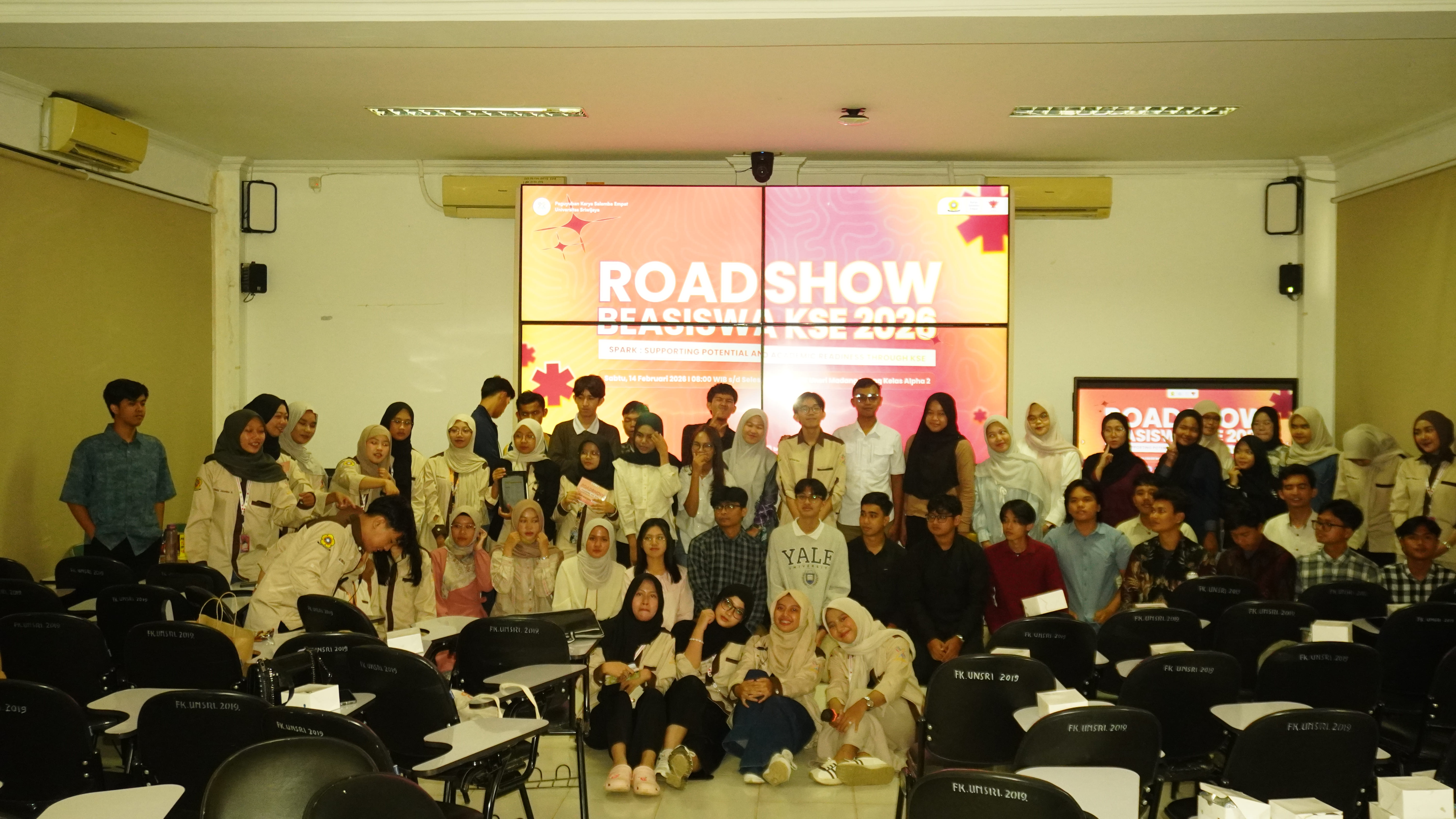 PERERAT SINERGI DAN LITERASI BEASISWA, PKSE UNSRI SUKSES GELAR ROADSHOW DI FK MADANG